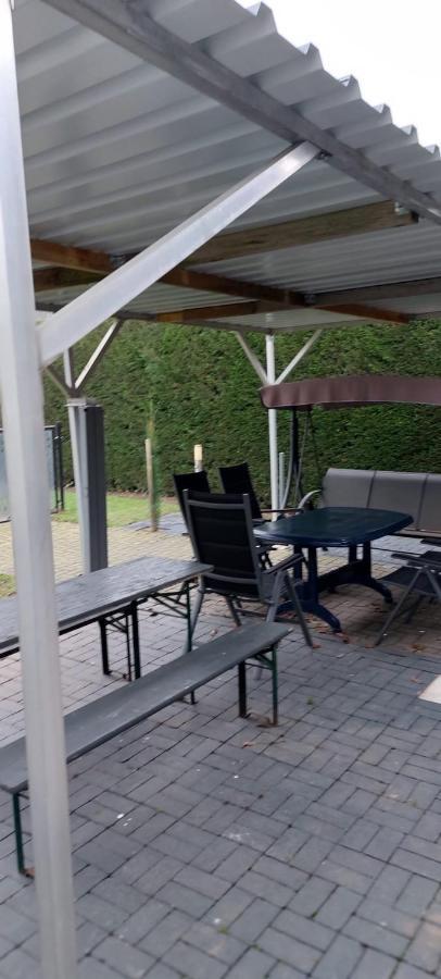 Urlaub Machen Direkt Am Irland Das Kinderparadies In Twisteden Im Grossen Garten Bei Privatleute Fur Maximal Sechs Personen Kevelaer Ngoại thất bức ảnh